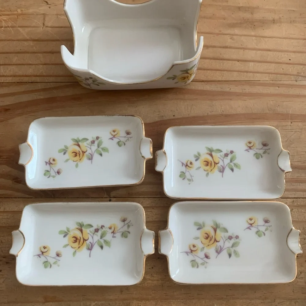 Fred Roberts Nesting Yellow Rose Pattern 4 Ashtray Set Gold Trim Japan VTG 4”